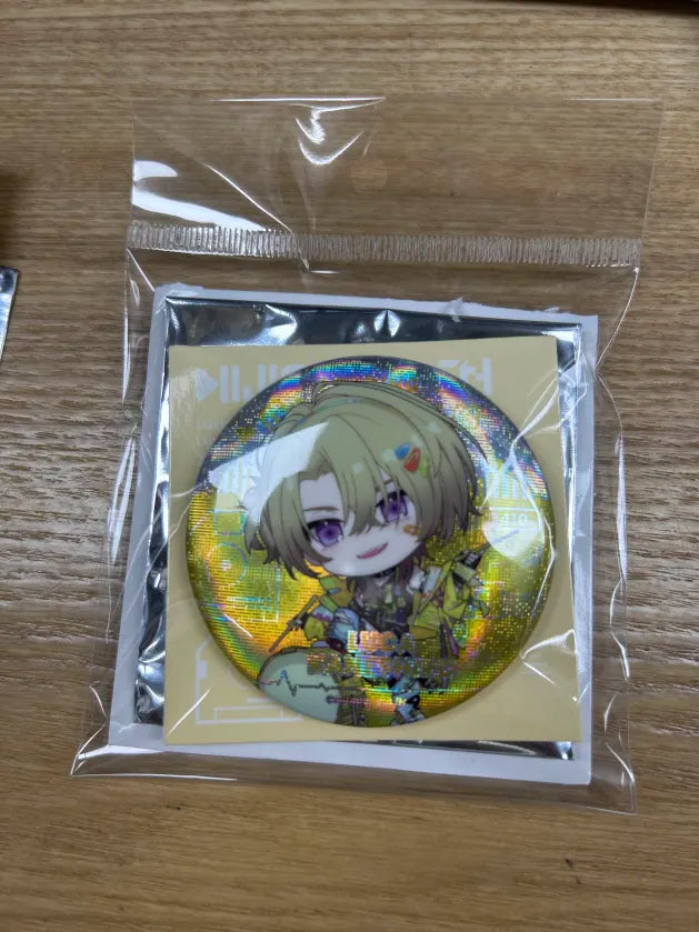 !特價!「現貨」【NIJISANJI EN × 次元波板糖 2024 電音系列 】Q版襟章- luka