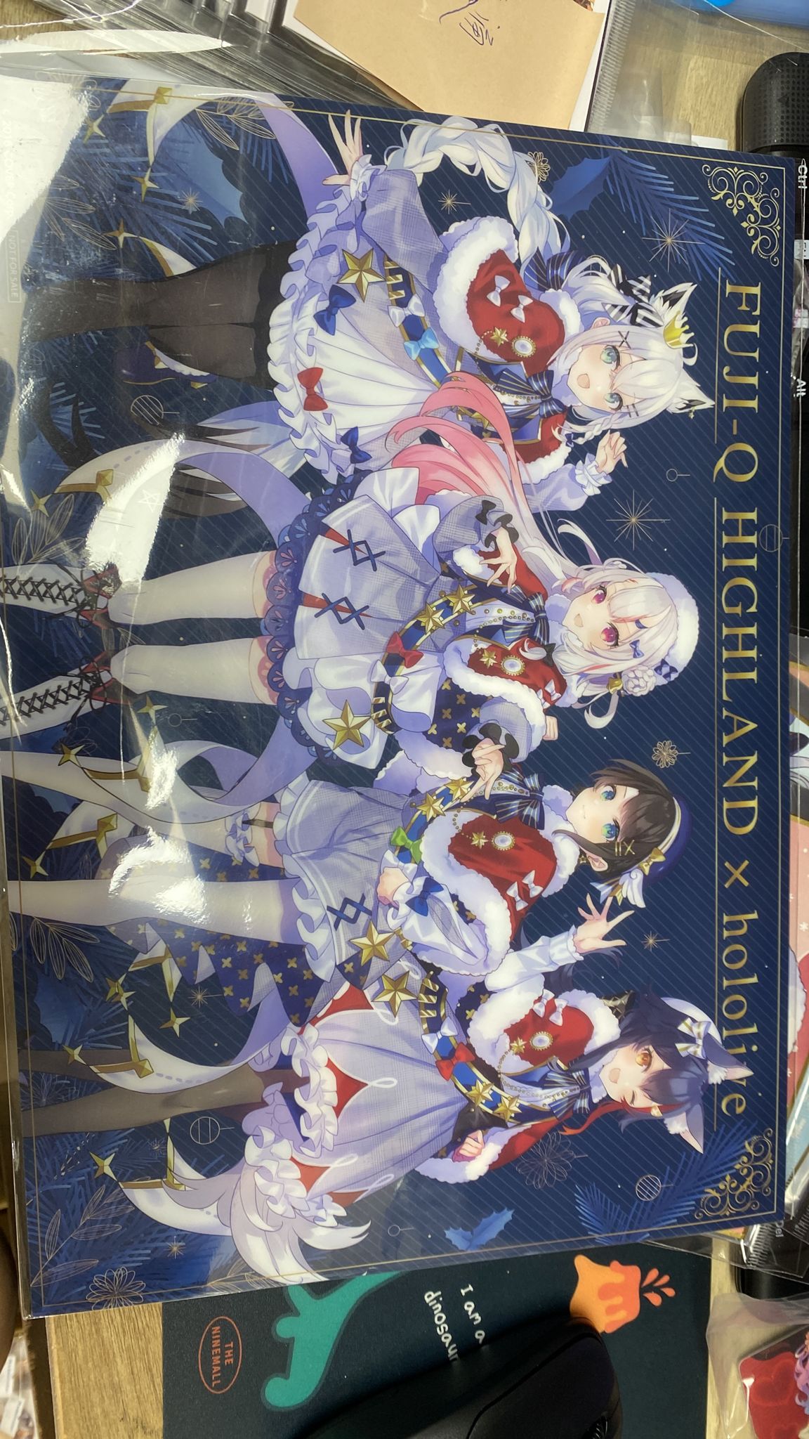 [In-stock]  Hololive in Fuji-Q Highland SNOW * WORLD (Badge/Acrylic Stand/color board/Q ver. KeyChain)